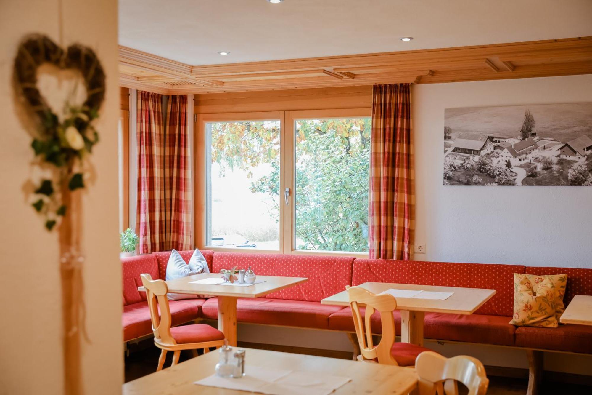 Landhotel Schellenberg Иберлинген Экстерьер фото