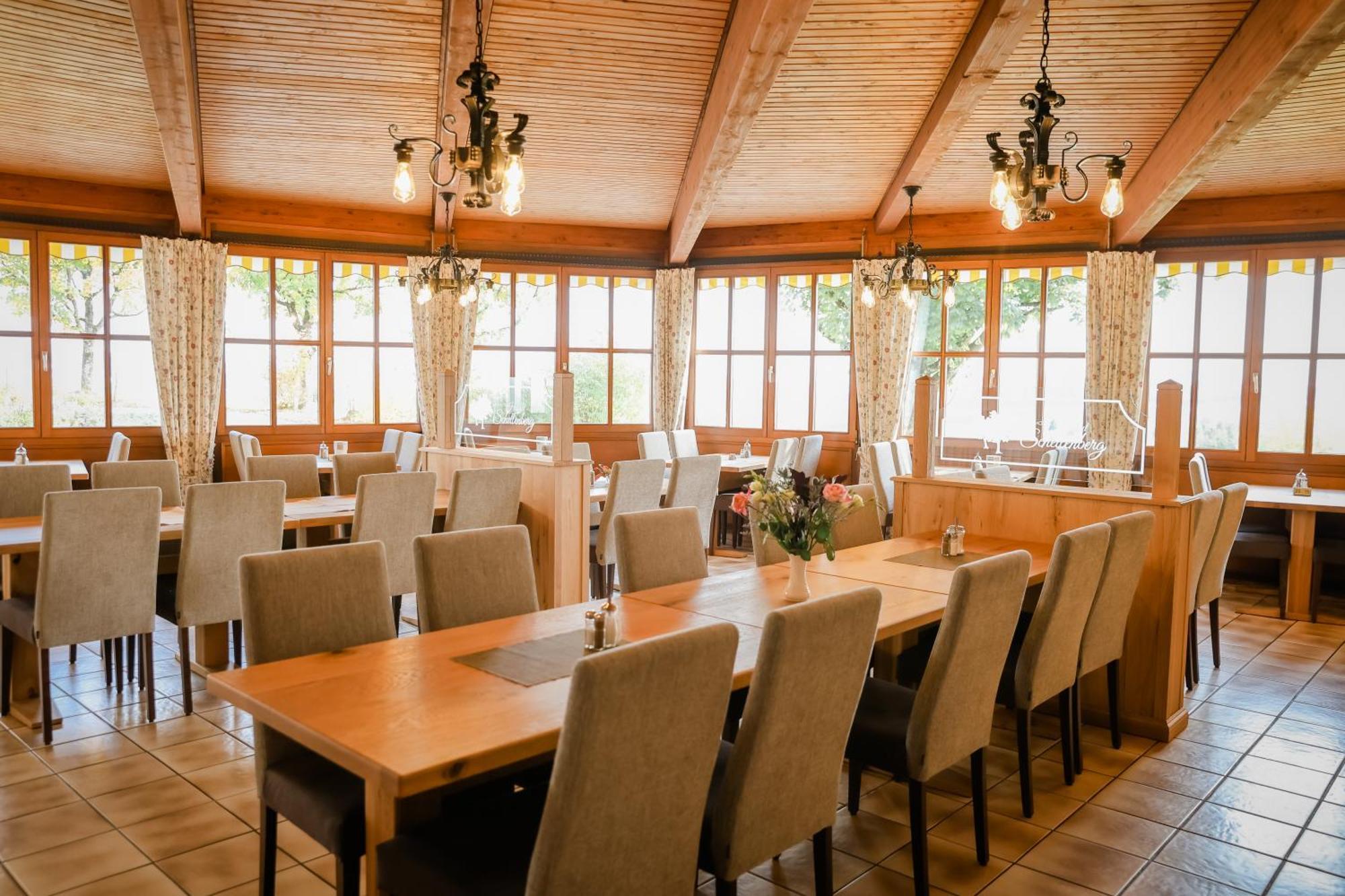 Landhotel Schellenberg Иберлинген Экстерьер фото