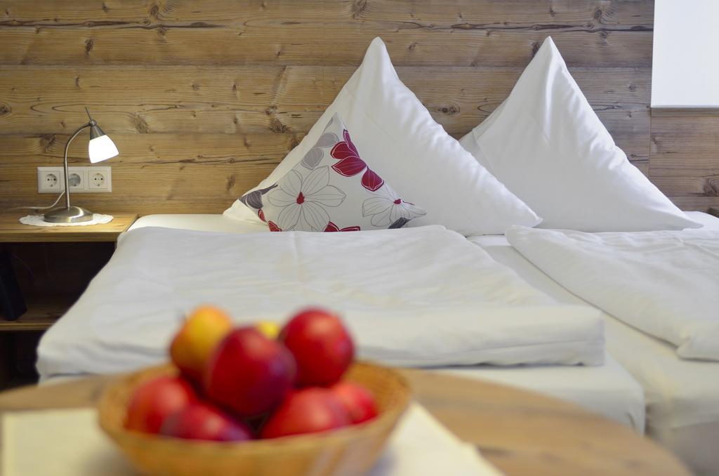 Landhotel Schellenberg Иберлинген Экстерьер фото