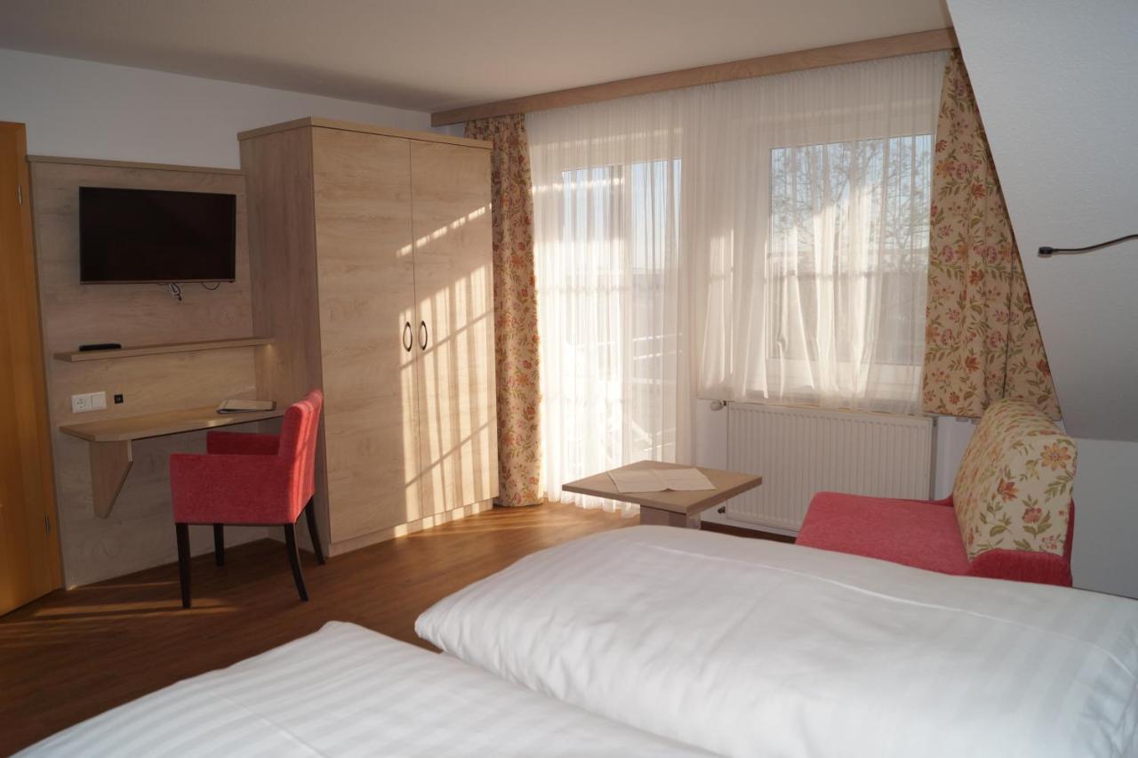 Landhotel Schellenberg Иберлинген Экстерьер фото