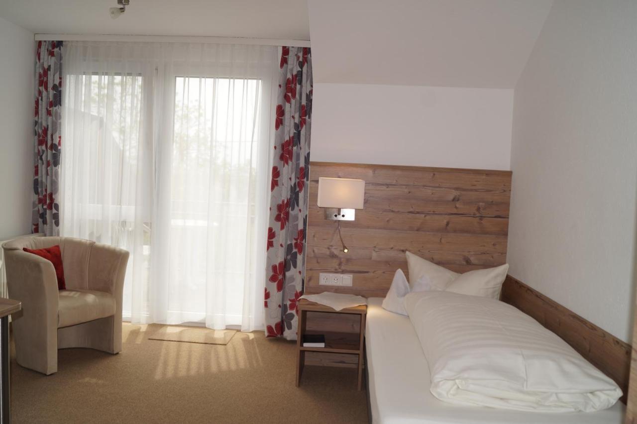 Landhotel Schellenberg Иберлинген Экстерьер фото